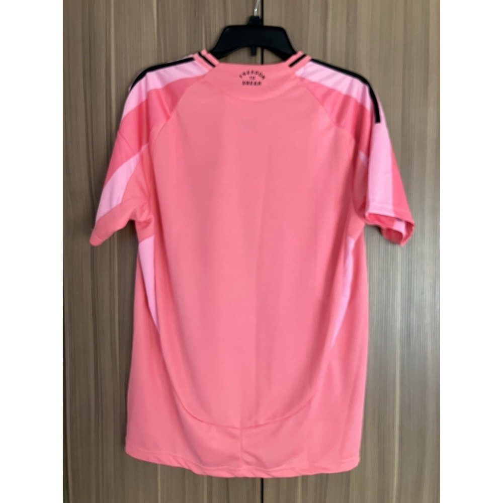 Womens Inter Miami Pink Soccer Set Shirt And Shorts - Picture 4 of 12